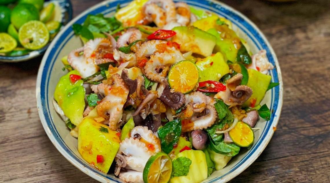 Bạch Tuộc Sốt Thái