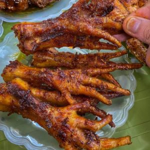 Chân Gà Nướng Sa Tế