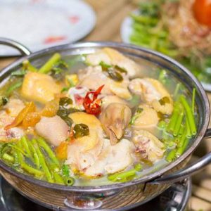 Lẩu Gà Lá Giang