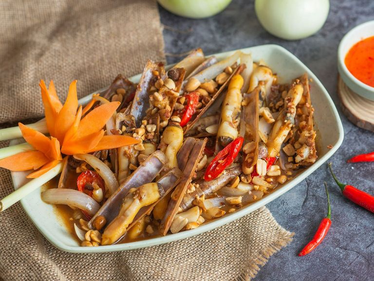 Ốc Móng Tay Cháy Tỏi